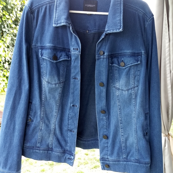 stretchy jean jacket